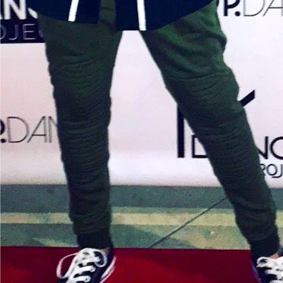 CCC Green Stitching Detailed Leggings - Size CLA - Picture 11 of 11